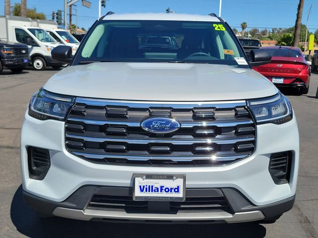 Used 2025 Ford Explorer Active RWD image 25