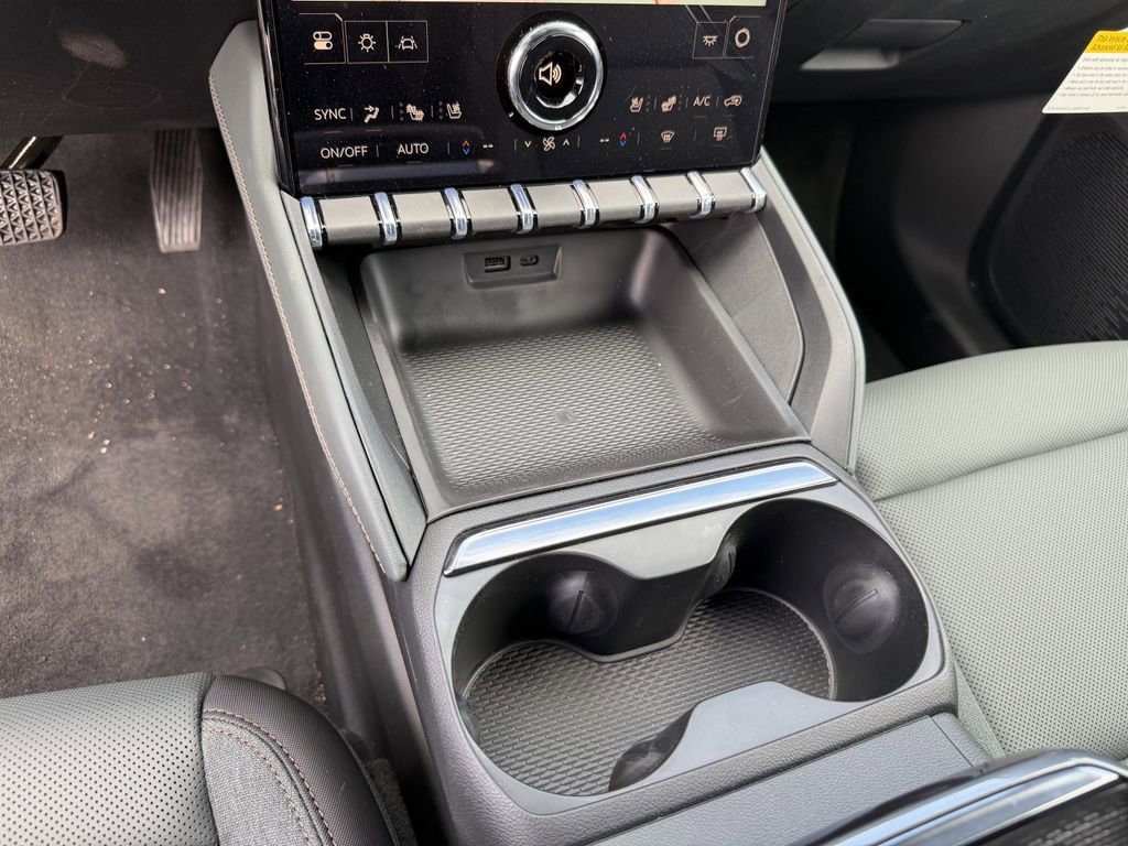 New 2026 GMC Terrain AT4 w/ Convenience Package III AWD/4WD image 26