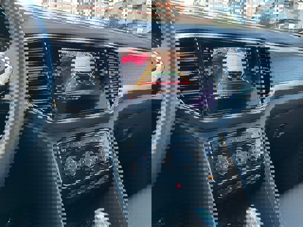 Used 2022 Volkswagen Atlas SE w/ Panoramic Sunroof Package image 19