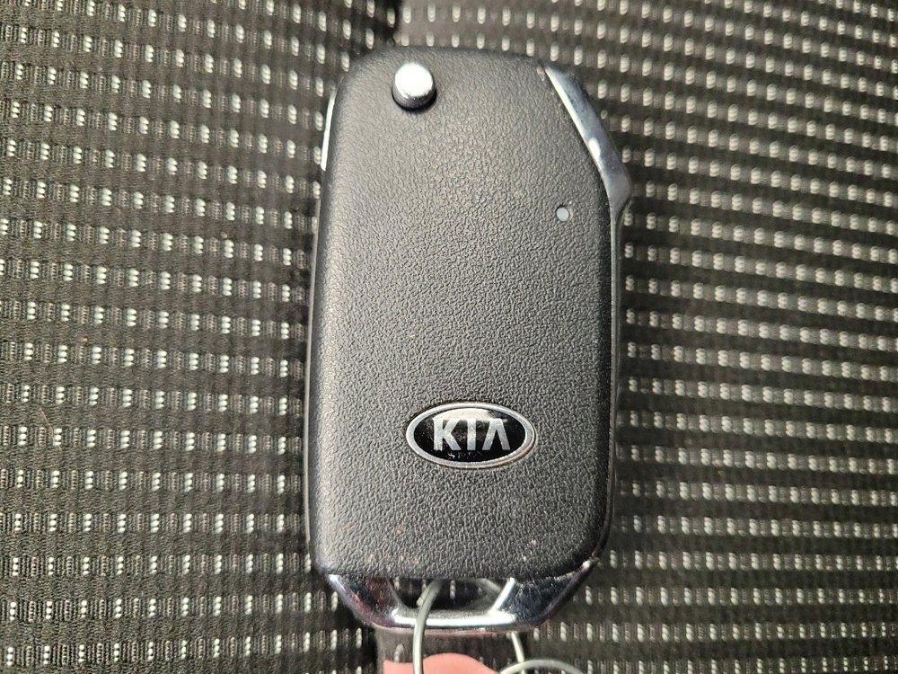 Used 2021 Kia Forte LXS image 32