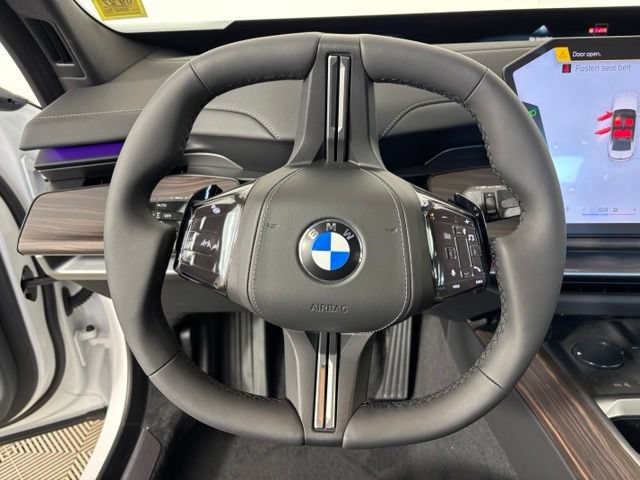 New 2027 BMW 740i xDrive w/ Premium Package AWD/4WD image 12