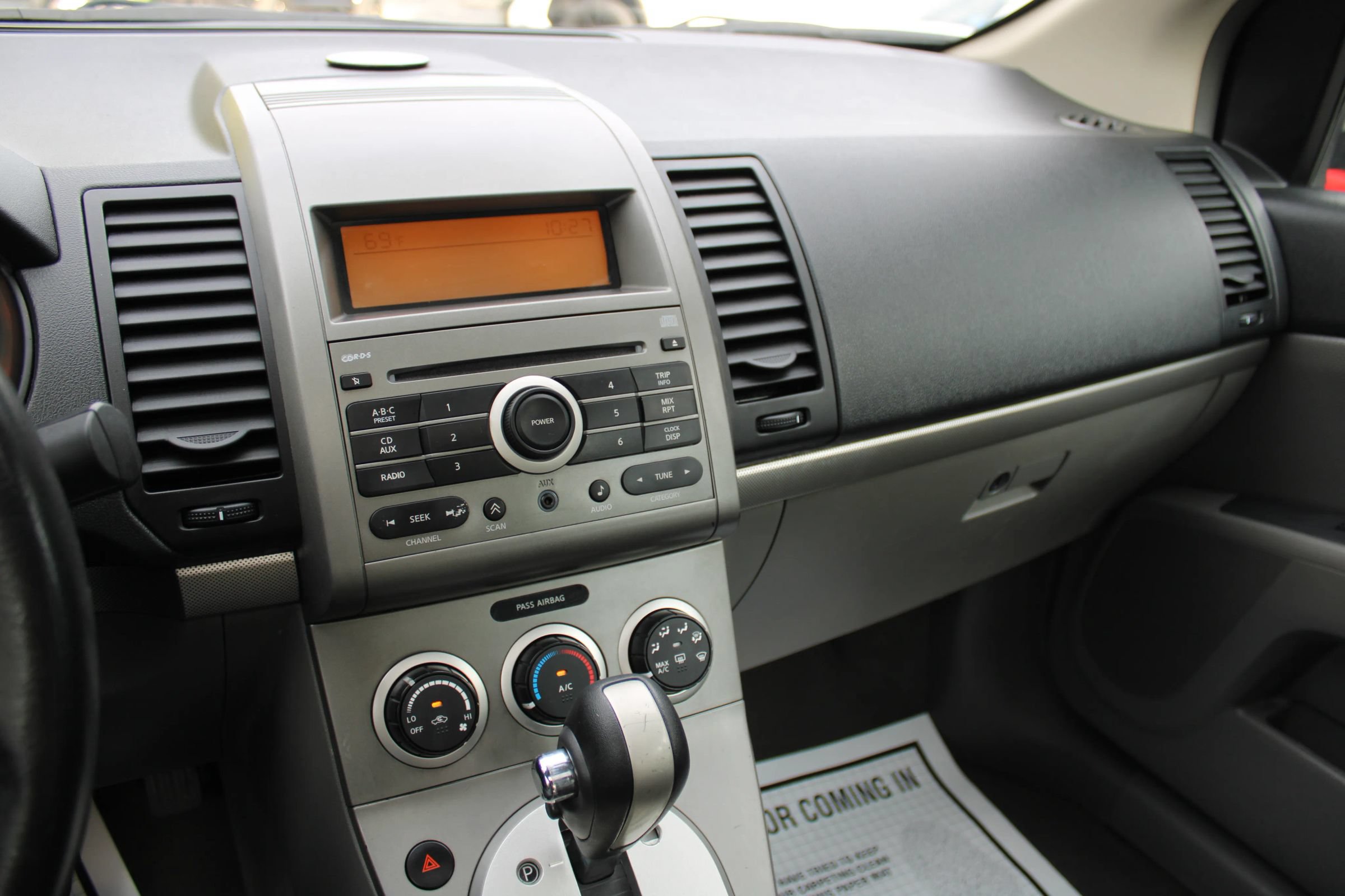 Used 2008 Nissan Sentra 2.0 SL w/ Sunroof Pkg FWD image 15