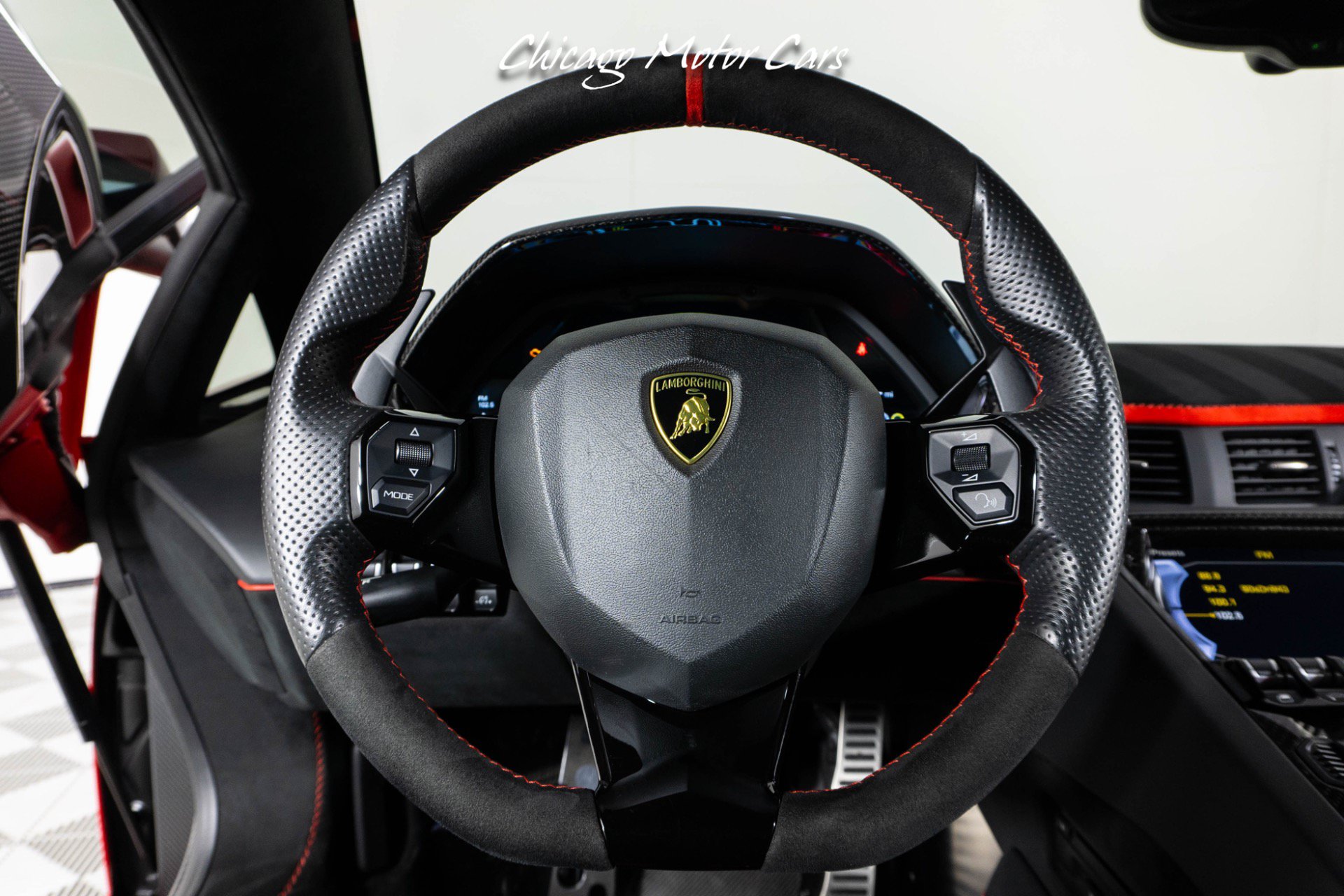 Used 2019 Lamborghini Aventador SVJ AWD/4WD image 34