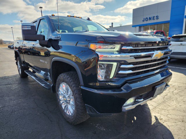 Used 2022 Chevrolet Silverado 3500 High Country w/ Z71 Off-Road Package image 7