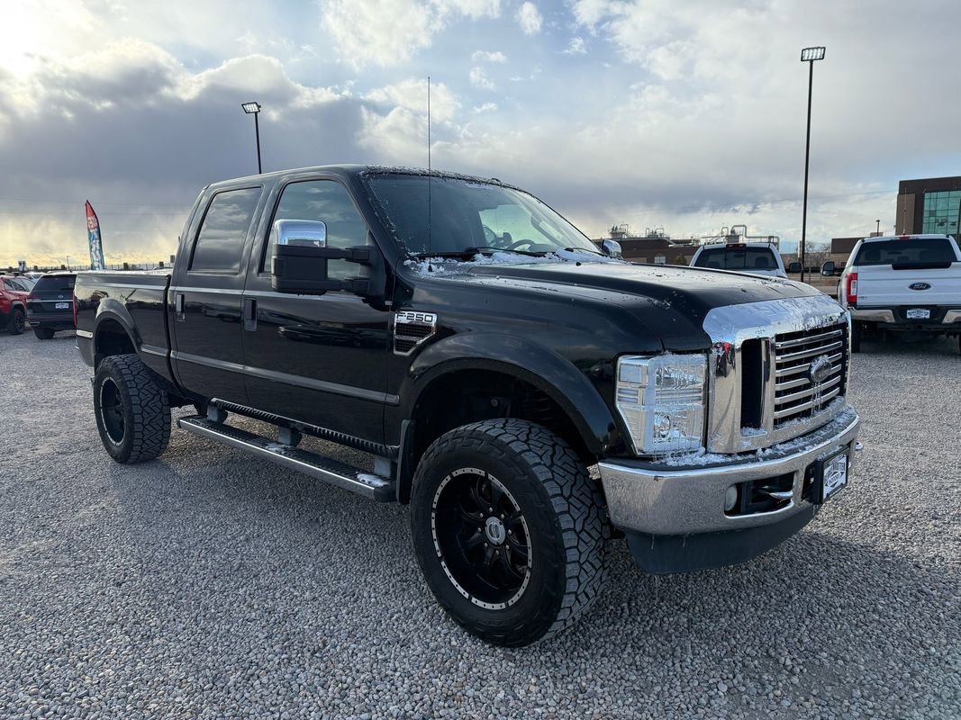 Used 2010 Ford F250 XLT image 1