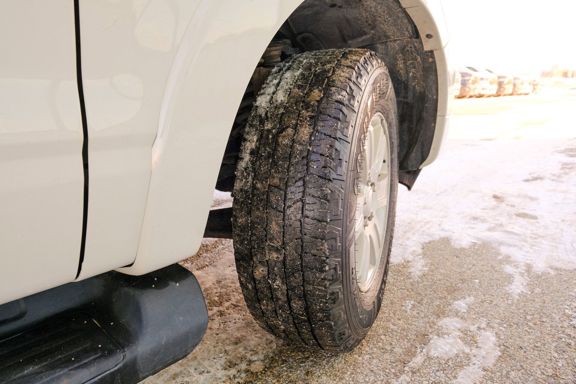 Used 2010 Ford Explorer XLT image 41