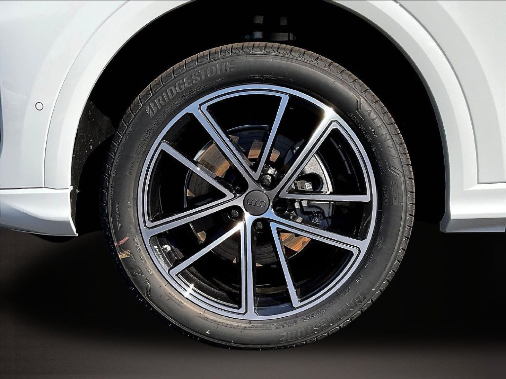New 2026 Audi Q5 Premium Plus AWD/4WD image 13