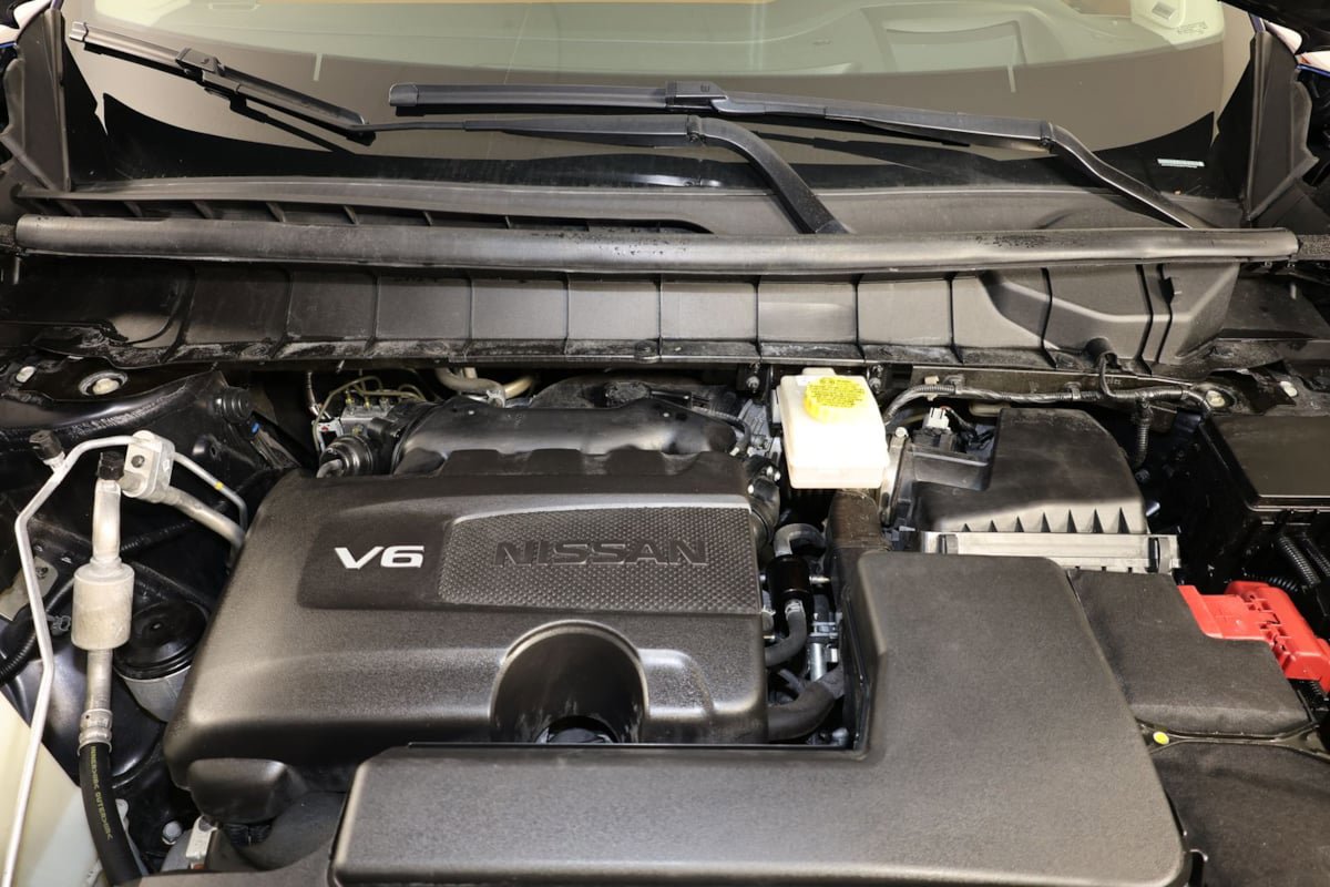 Used 2023 Nissan Pathfinder Platinum AWD/4WD image 36