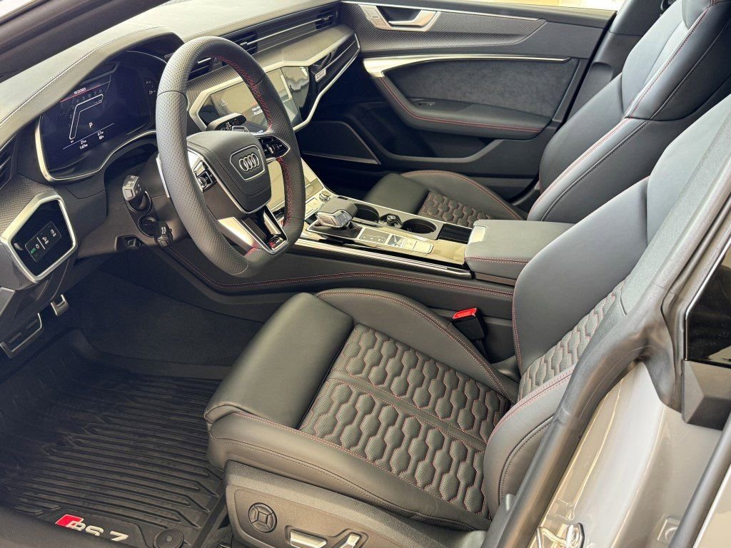 New 2026 Audi RS 7 Performance image 22
