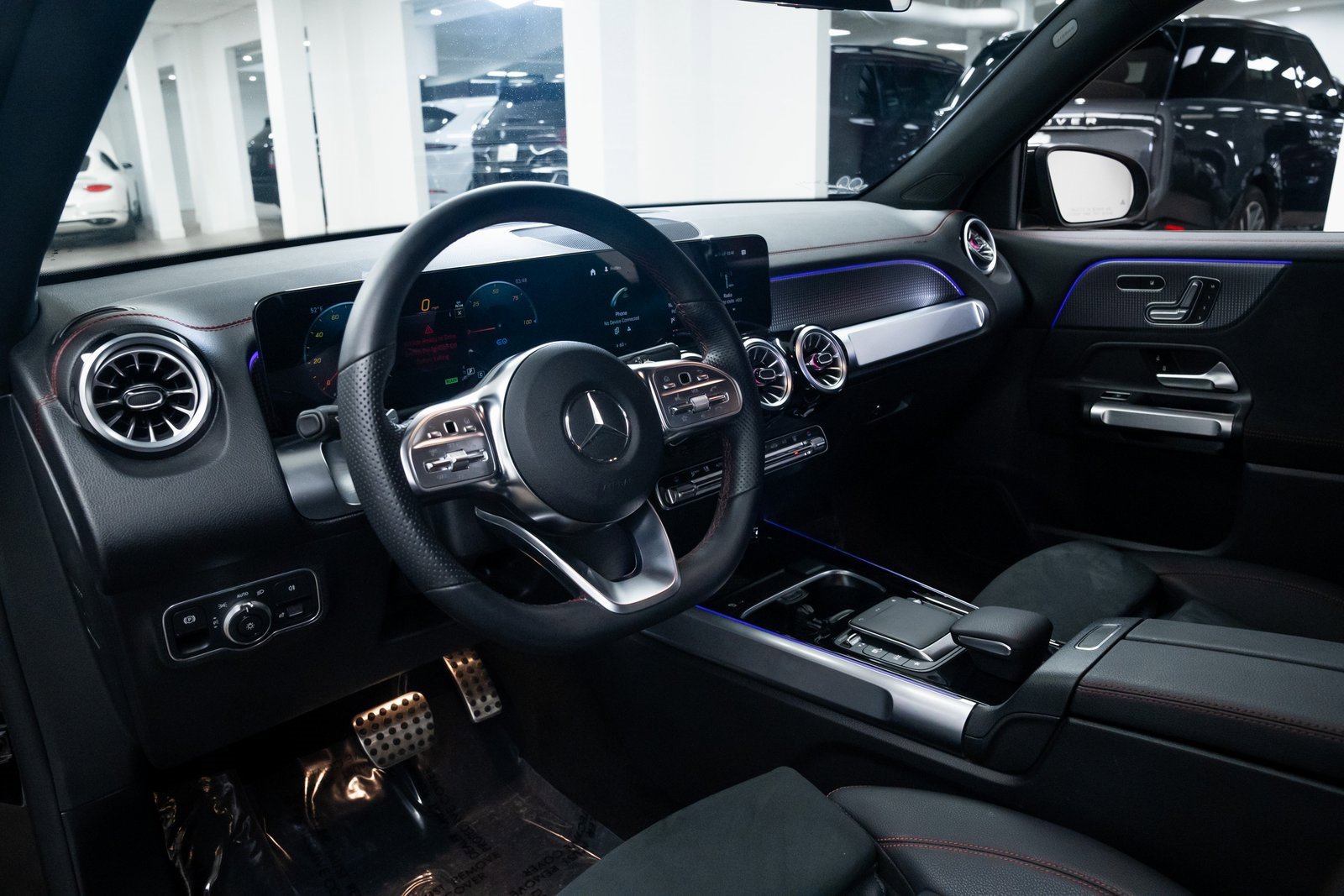 Used 2023 Mercedes-Benz EQB 300 4MATIC image 17