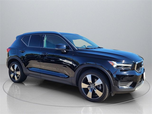 Used 2019 Volvo XC40 T5 Momentum image 9