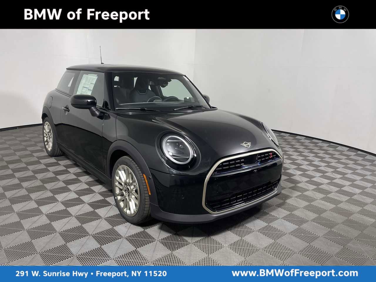 Used 2025 MINI Cooper S image 1