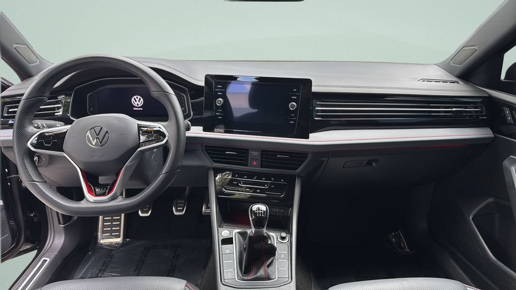 Used 2025 Volkswagen Jetta GLI Autobahn FWD image 20