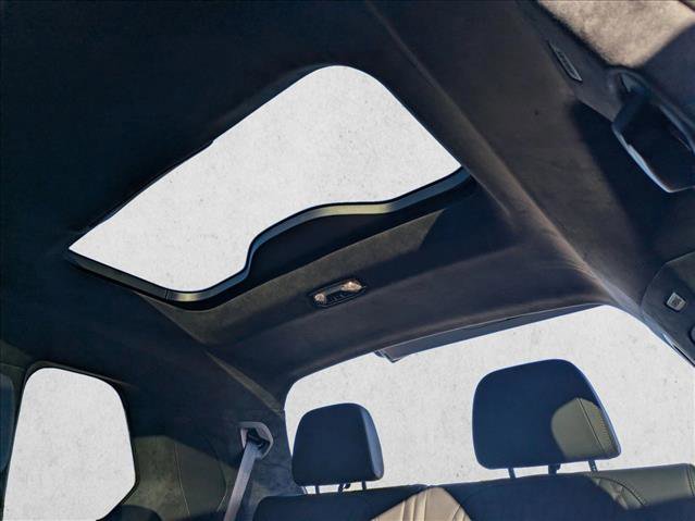 Used 2024 BMW X7 M60i w/ M Sport Professional Package image 19