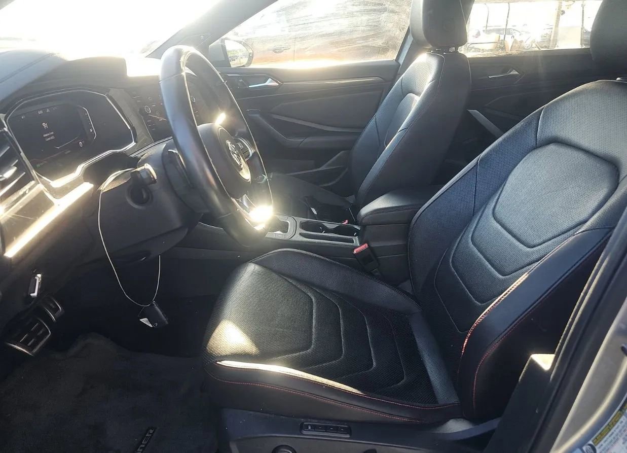 Used 2021 Volkswagen Jetta GLI Autobahn FWD image 49