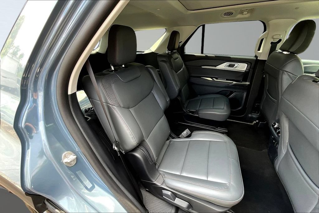 New 2026 Ford Explorer Active w/ Active Comfort Package AWD/4WD image 10