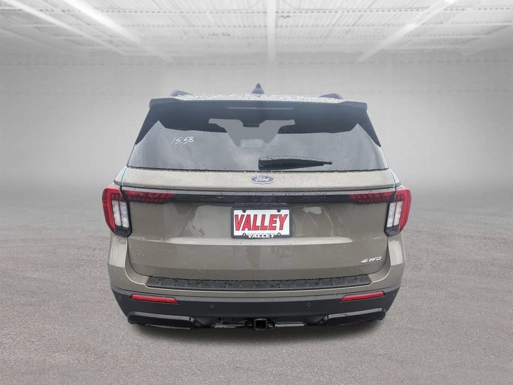 New 2026 Ford Explorer ST-Line AWD/4WD image 4