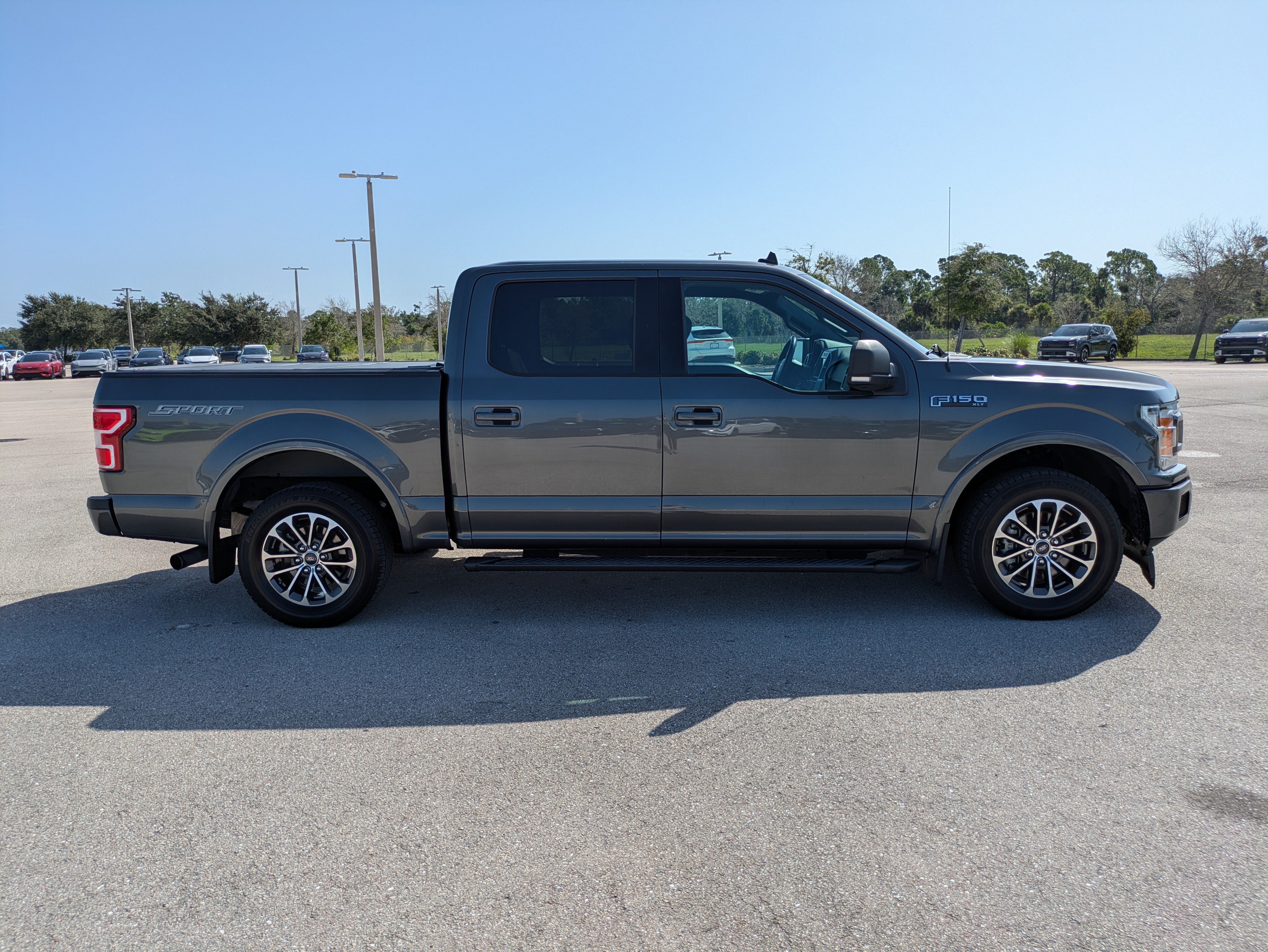 Used 2019 Ford F150 XLT w/ Equipment Group 302A Luxury RWD image 3