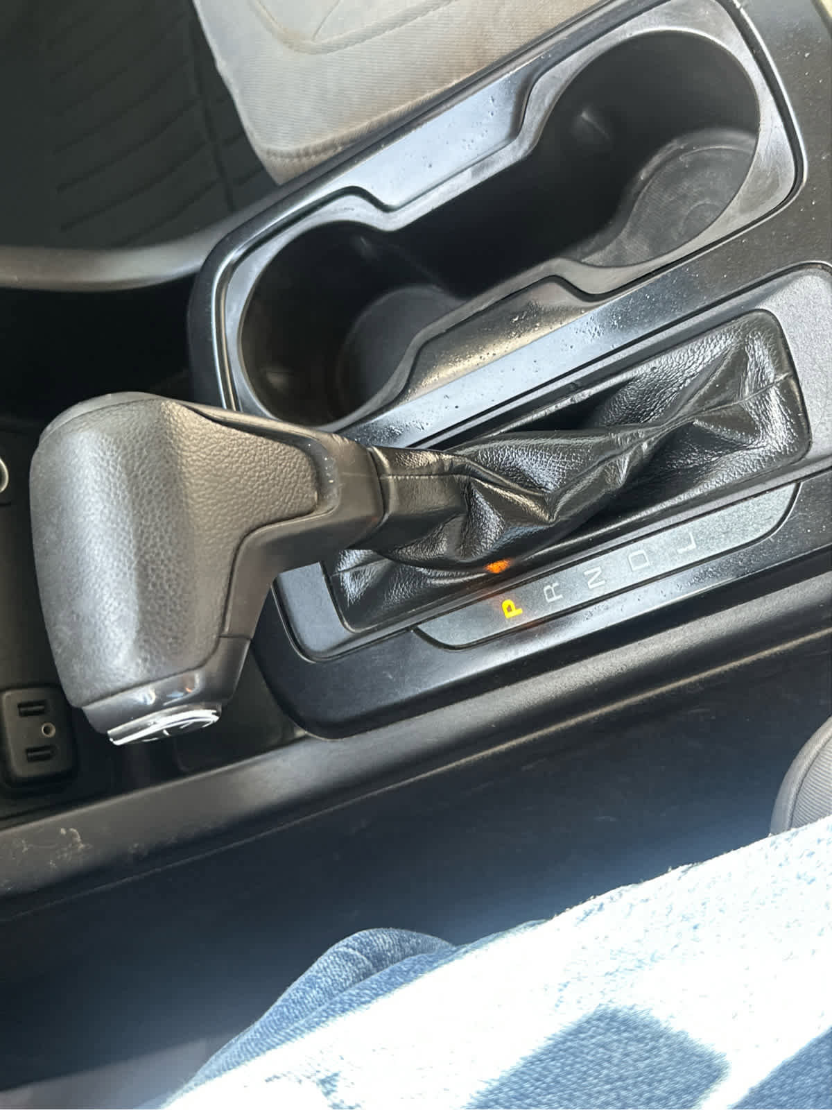 Used 2020 Chevrolet Colorado W/T w/ WT Convenience Package image 34