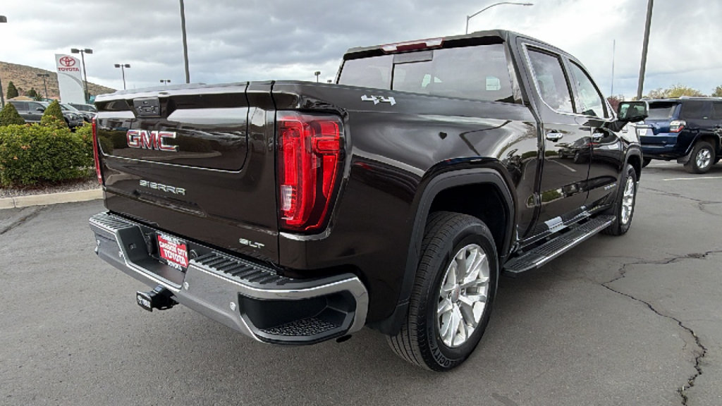 Used 2019 GMC Sierra 1500 SLT w/ SLT Premium Plus Package AWD/4WD image 3