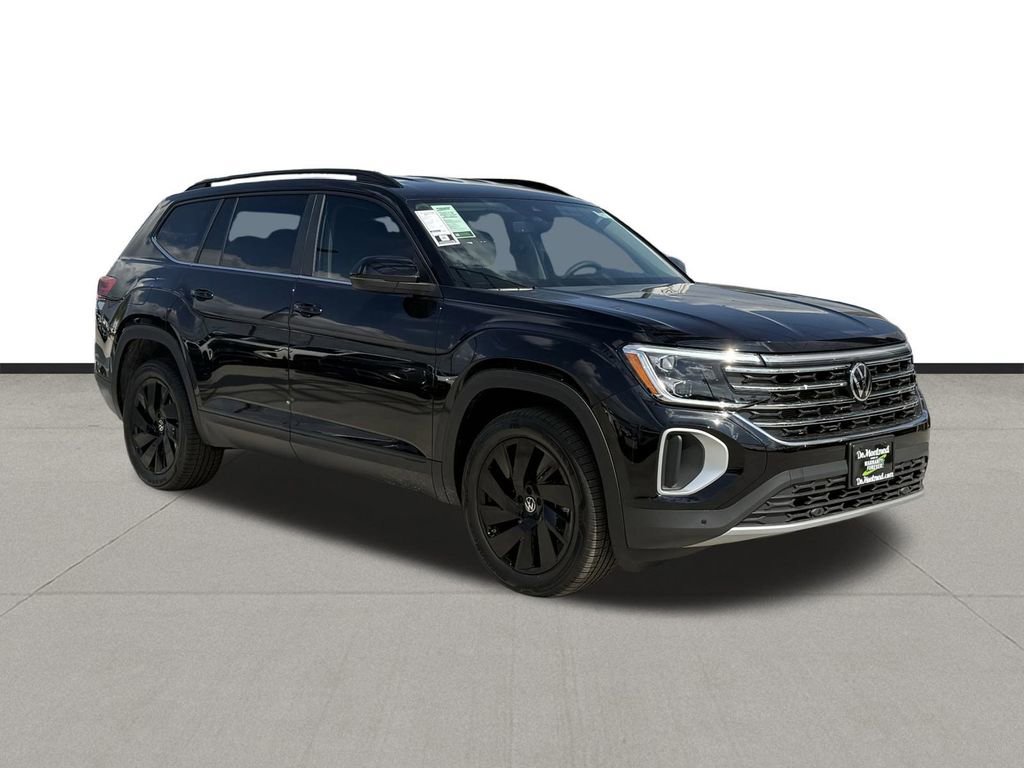 New 2026 Volkswagen Atlas SE FWD image 3