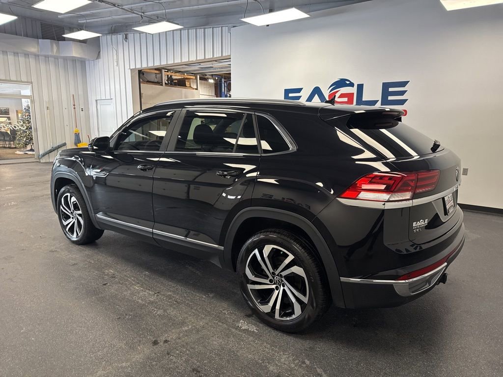 Used 2022 Volkswagen Atlas Cross Sport SEL image 7