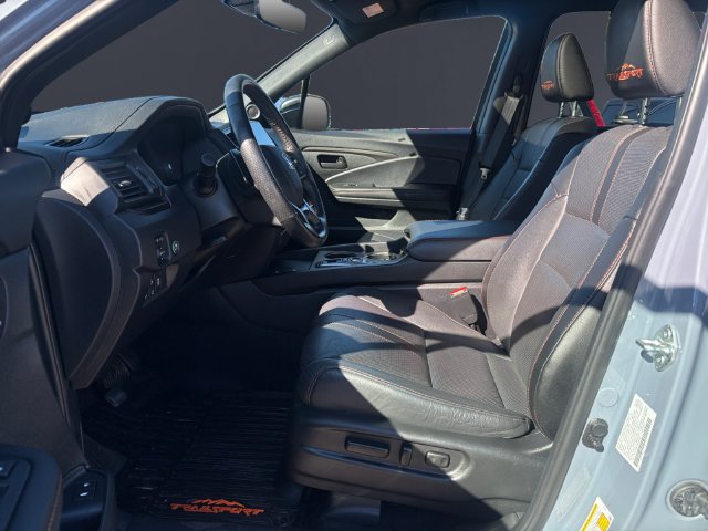 Certified 2024 Honda Passport TrailSport image 9