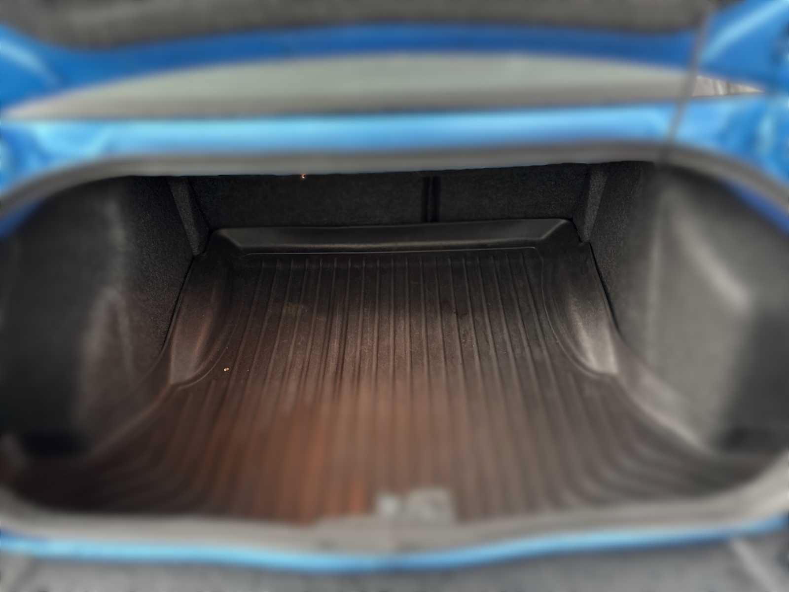 Used 2015 Dodge Challenger R/T Plus RWD image 20