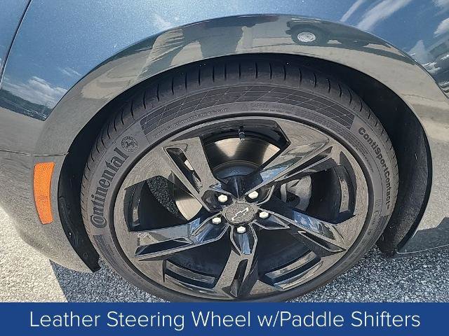 Used 2020 Chevrolet Camaro LT w/ RS Package image 9