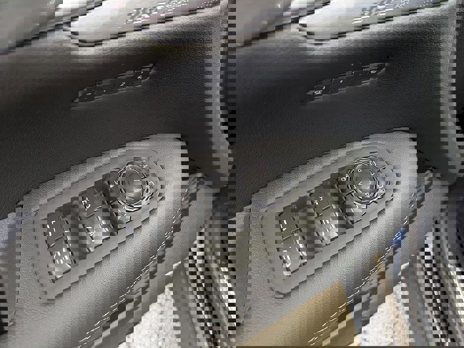 New 2026 Cadillac XT5 Premium Luxury w/ LPO, ONYX Package image 21