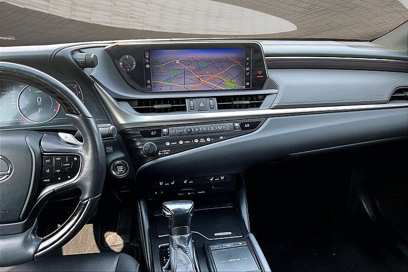 Used 2020 Lexus ES 350 w/ Premium Package FWD image 5