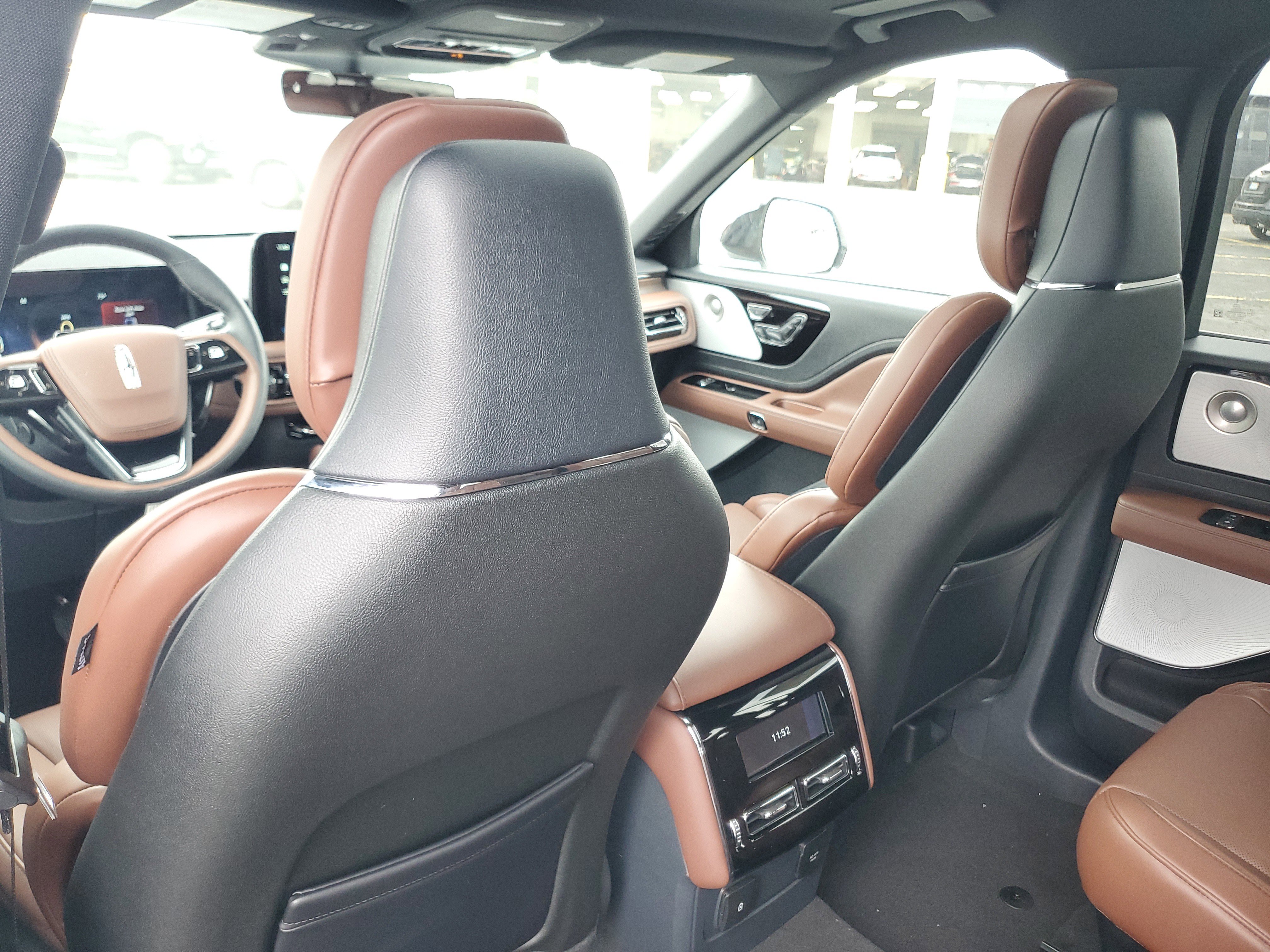 New 2026 Lincoln Aviator Reserve AWD/4WD image 23