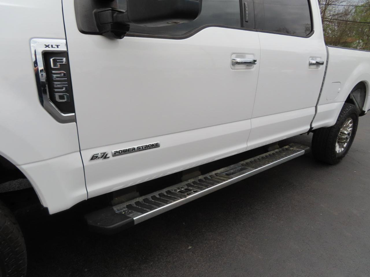 Used 2018 Ford F250 XLT w/ XLT Premium Package image 11