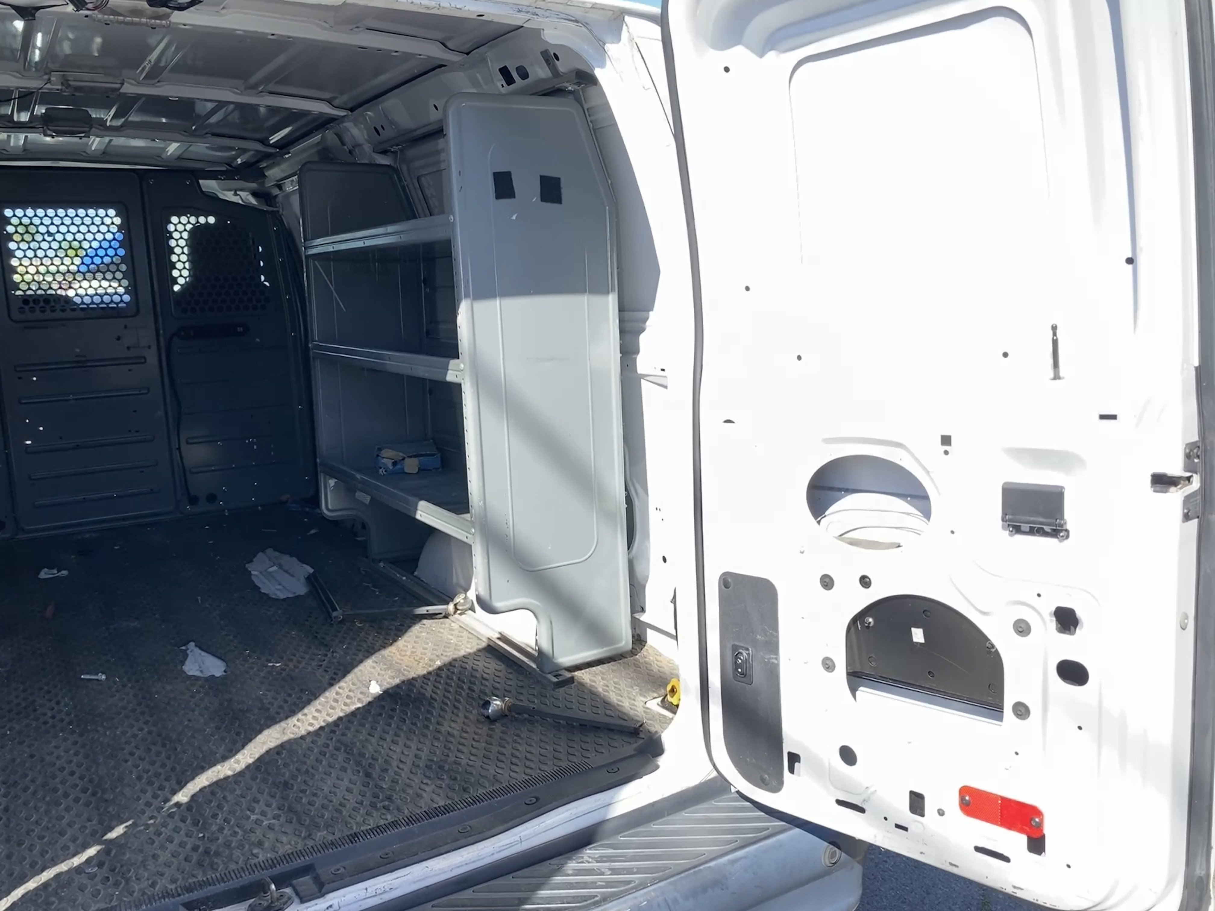 Used 2013 Ford E-150 and Econoline 150 w/ PWR Group image 16