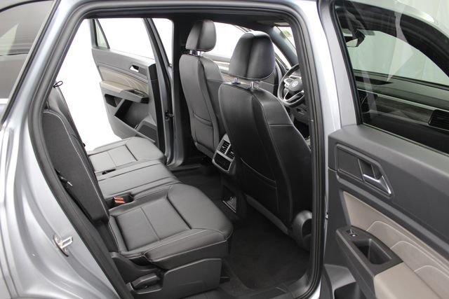 Used 2023 Volkswagen Atlas Cross Sport SE w/ Panoramic Sunroof Package AWD/4WD image 18