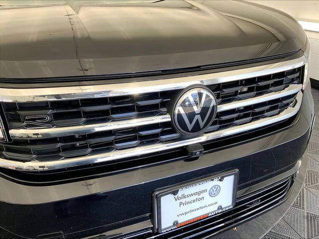 Used 2023 Volkswagen Atlas Cross Sport SEL Premium R-Line image 30