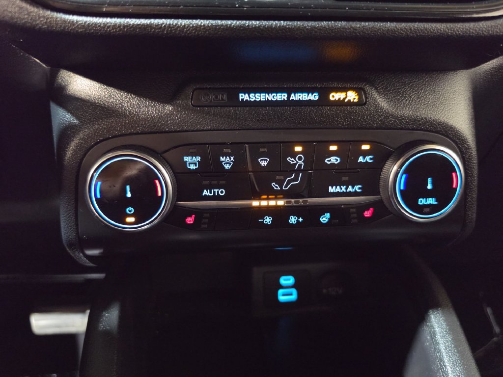Used 2023 Ford Escape ST-Line AWD/4WD image 16