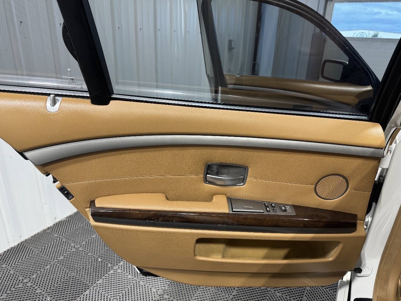 Used 2008 BMW 750Li RWD image 13