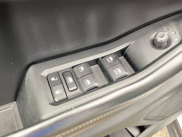 Used 2023 Jeep Grand Cherokee Altitude AWD/4WD image 17
