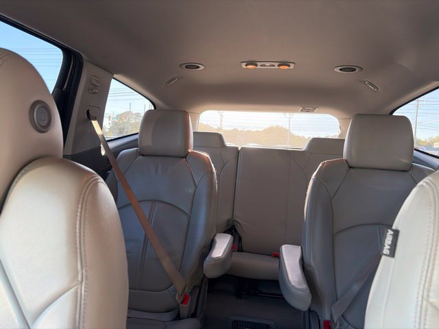 Used 2015 Chevrolet Traverse LT FWD image 9