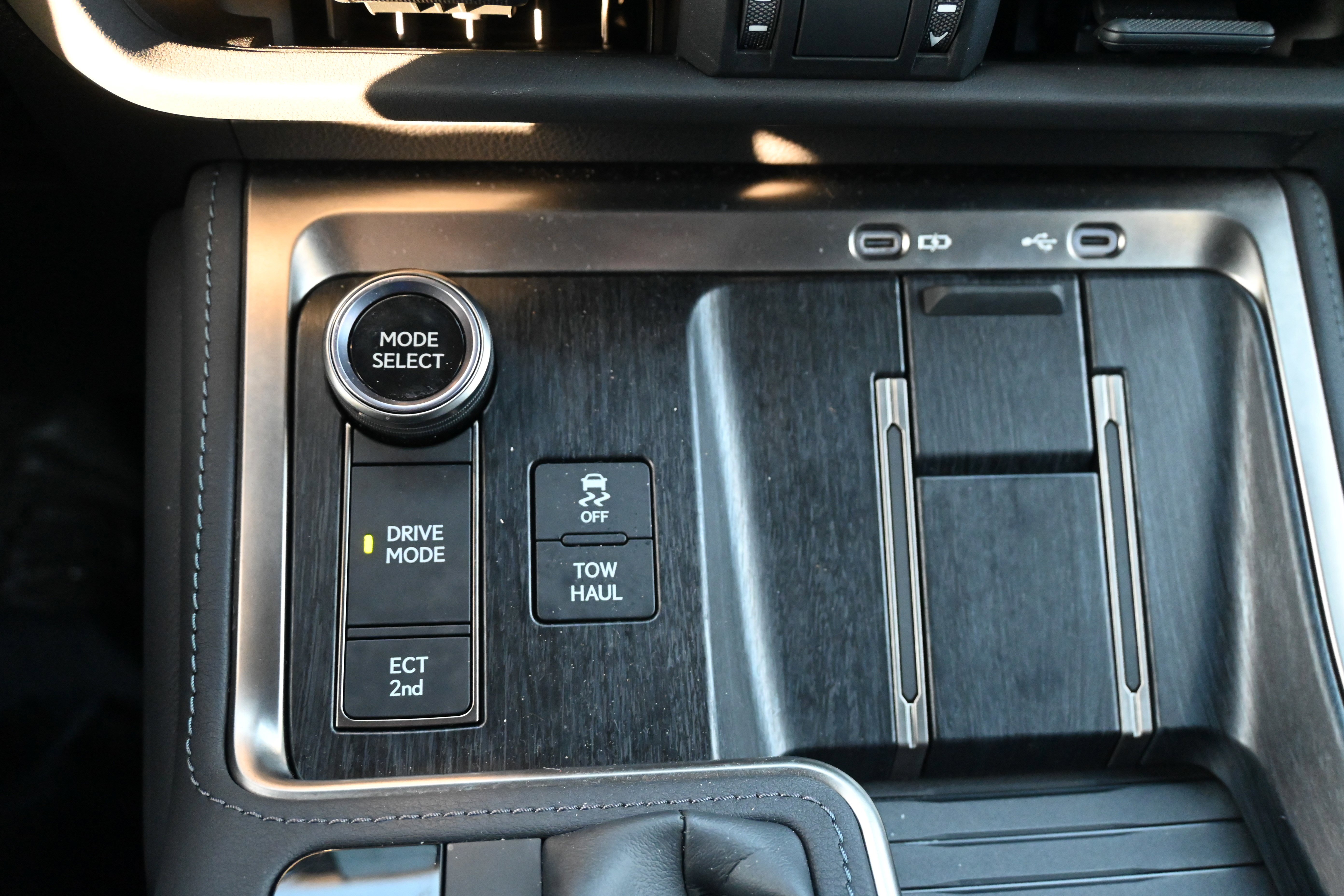 Used 2024 Lexus GX 550 image 27