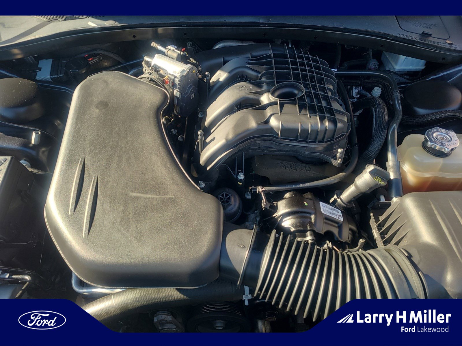 Used 2019 Chrysler 300 S image 22