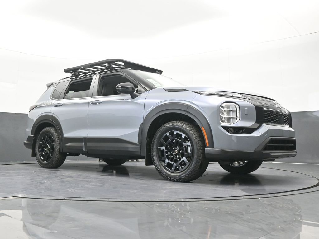 New 2025 Mitsubishi Outlander AWD image 74