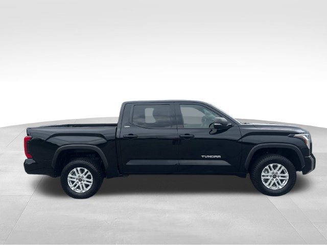 Used 2023 Toyota Tundra SR5 w/ SR5 Premium Package AWD/4WD image 6