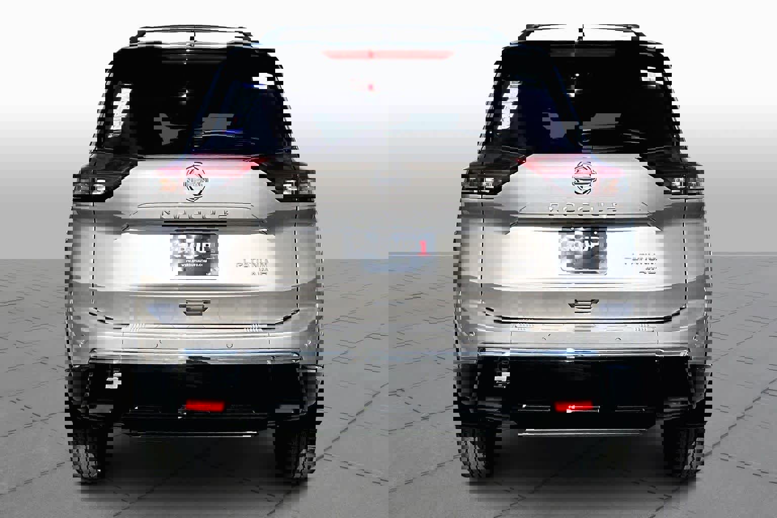 New 2026 Nissan Rogue Platinum image 4