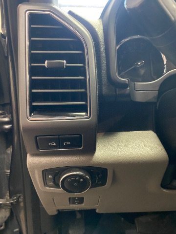 Used 2020 Ford F350 XLT w/ XLT Premium Package AWD/4WD image 19