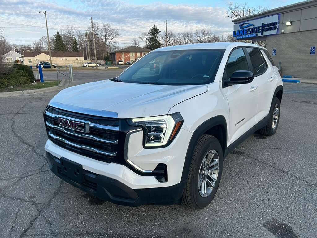 Used 2026 GMC Terrain Elevation