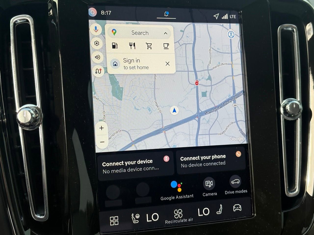 New 2026 Volvo XC40 B5 Plus w/ Protection Package Premier image 13