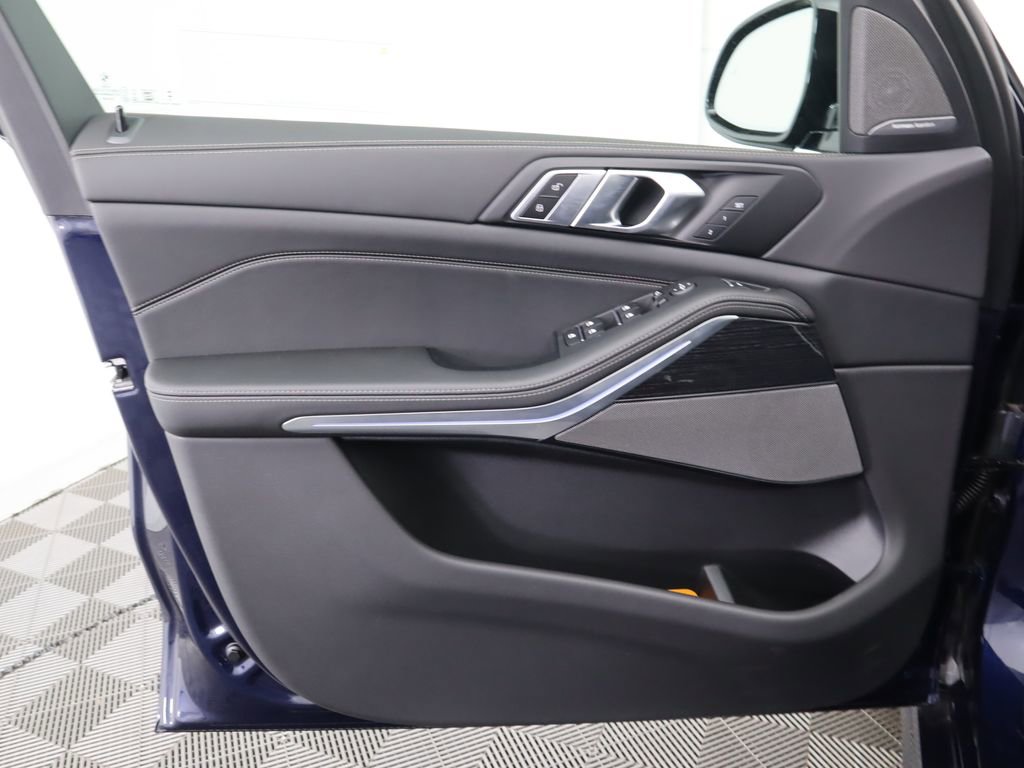 New 2026 BMW X5 sDrive40i w/ M Sport Package image 25