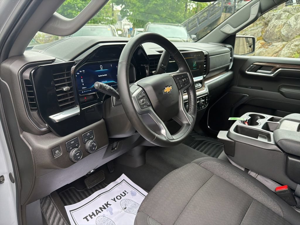 Used 2024 Chevrolet Silverado 1500 LT AWD/4WD image 14